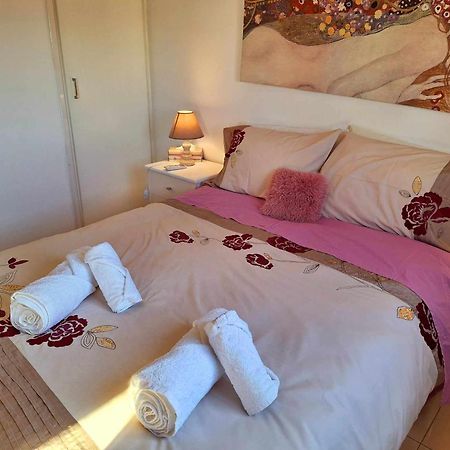 Kato Paphos Apt 400M To The Beach Экстерьер фото