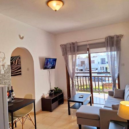 Kato Paphos Apt 400M To The Beach Экстерьер фото