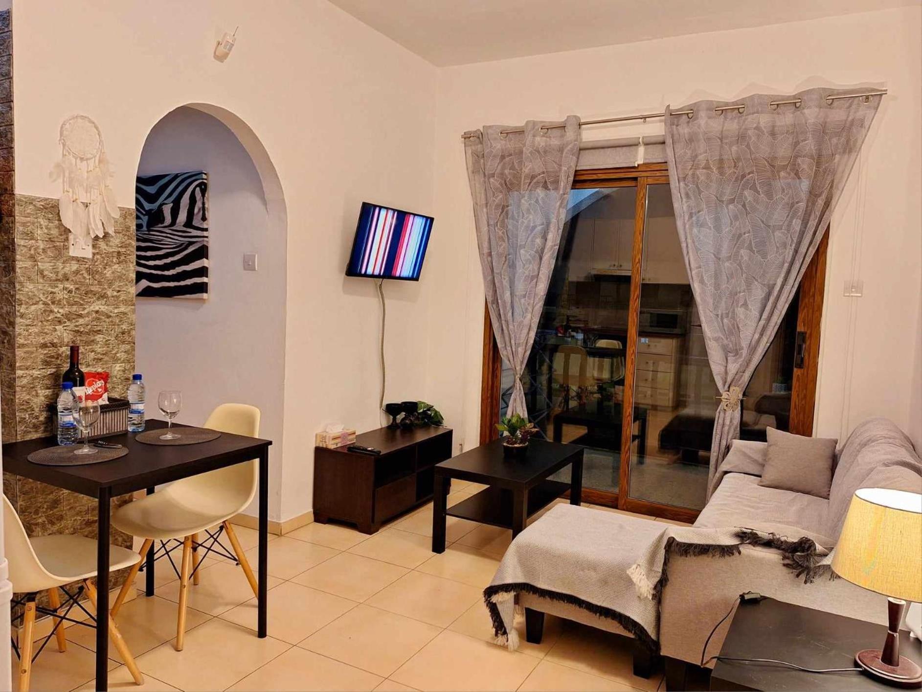 Kato Paphos Apt 400M To The Beach Экстерьер фото