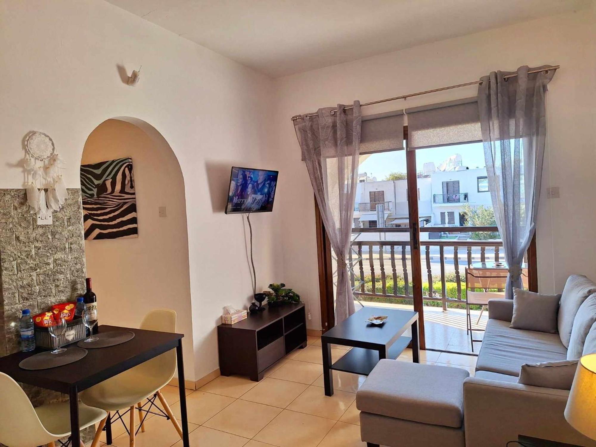 Kato Paphos Apt 400M To The Beach Экстерьер фото