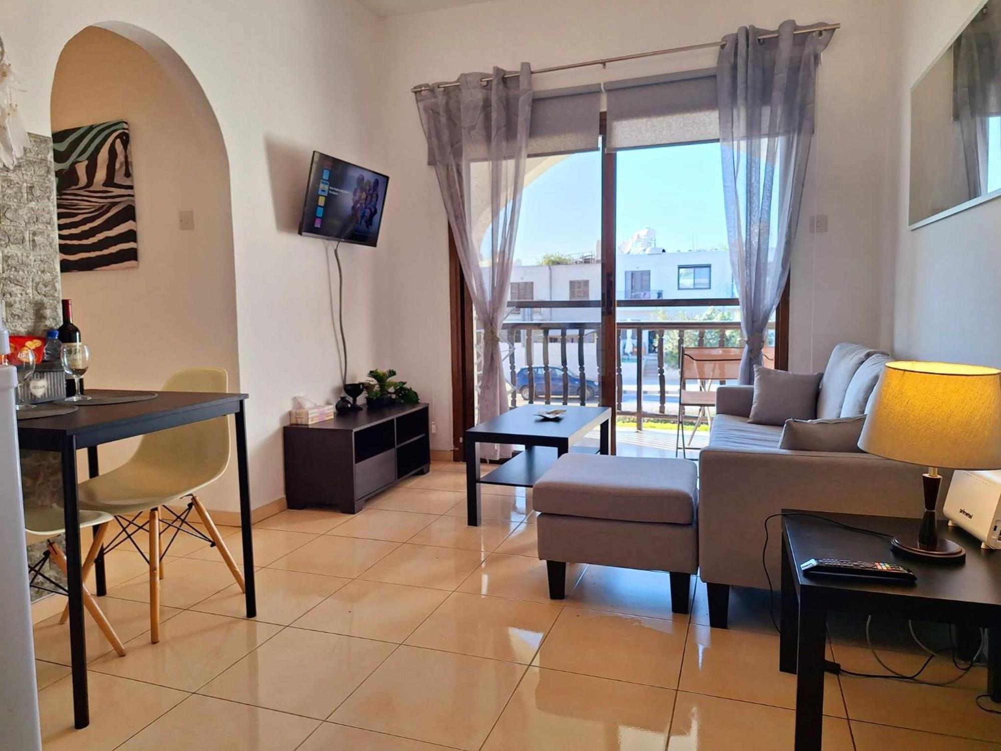 Kato Paphos Apt 400M To The Beach Экстерьер фото