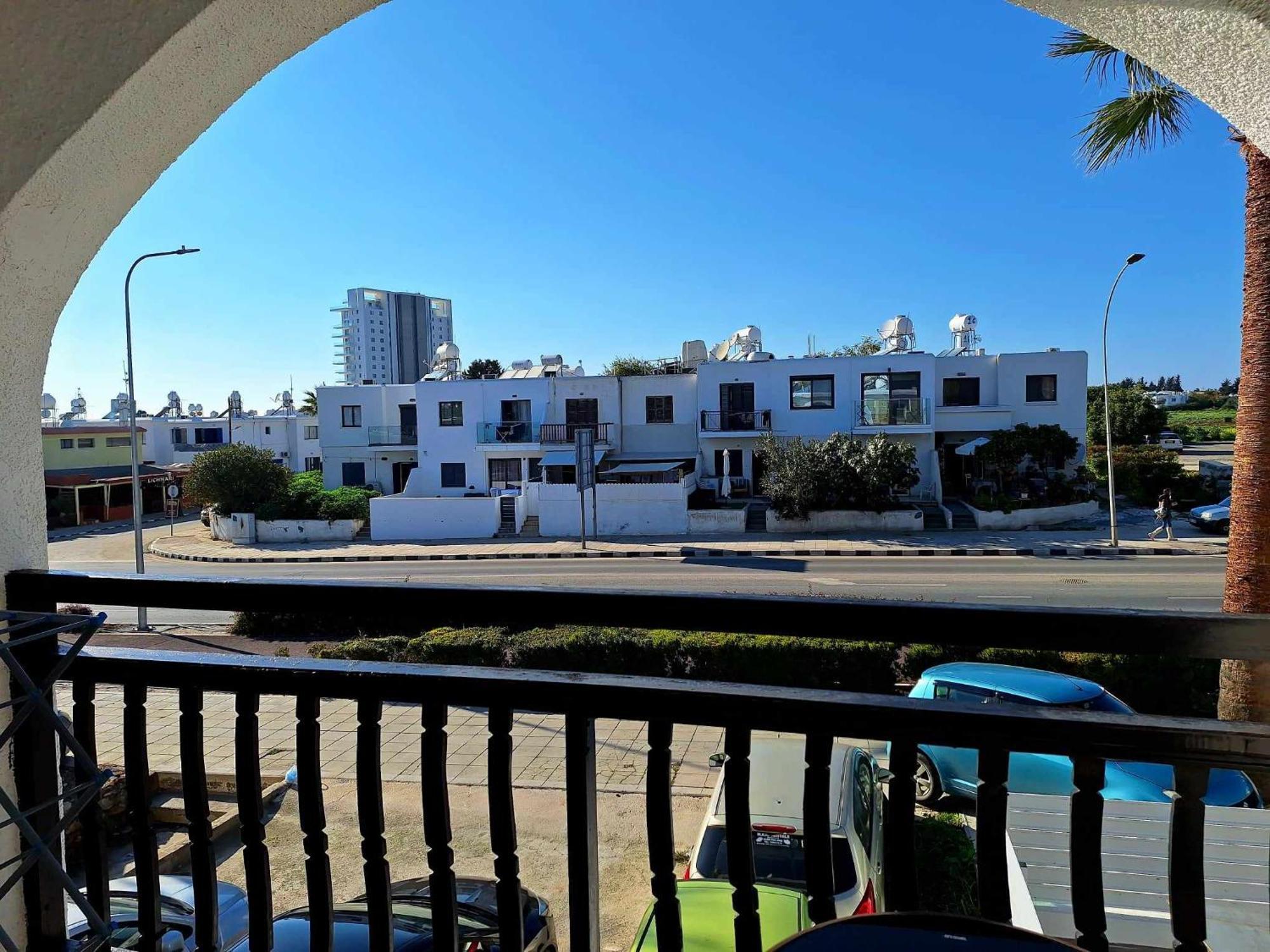 Kato Paphos Apt 400M To The Beach Номер фото